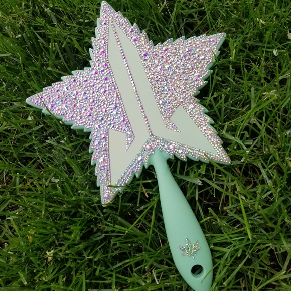 🆕️Jeffree Star Glow & Bling Custom Mirror